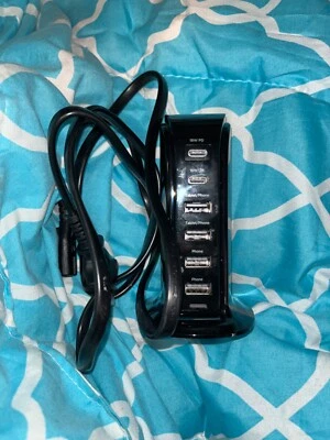 Hypergear Power Tower 6 High Speed Charging Station with 6 Ports Black New - Image 1 of 3