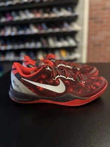 Nike Kobe 8 System Herren Größe 10 Jahr der Schlange YOTS 555035-661 Rot Schuhe - Bild 1 von 12