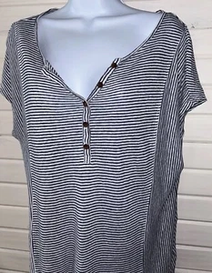 C&C CALIFORNIA Sz MEDIUM Blue Stripes Linen Slub Knit V-Neck Top Tee EUC - Picture 1 of 11
