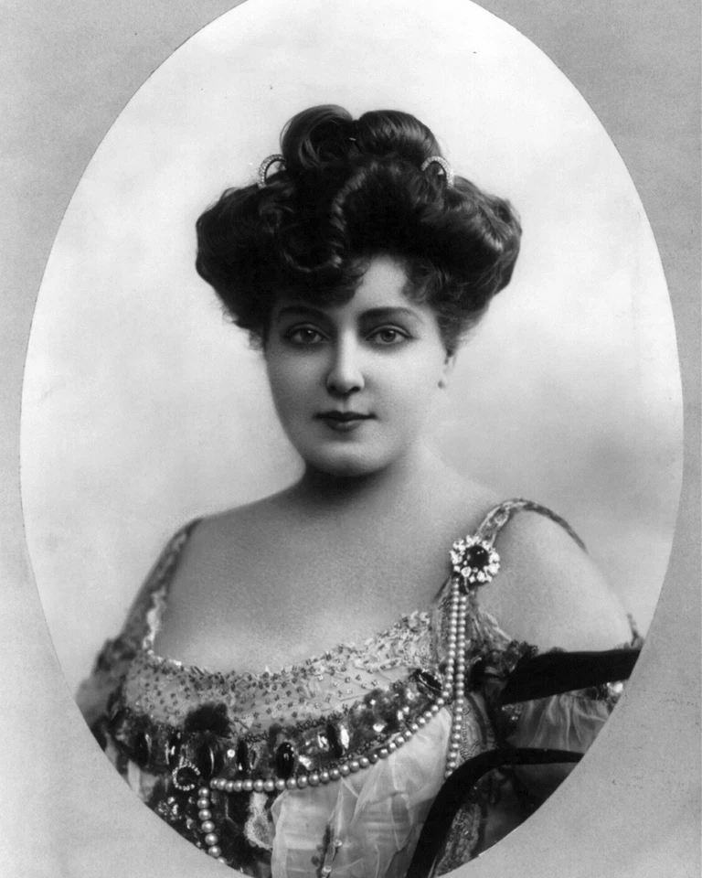 Lillian Russell 8X10 Photo Picture Image American actress & singer opera #7 - Image 1 of 1