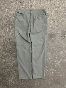Lululemon ABC Classic Fit Pants Mens 38 Green/grey Warpstreme Tech Chino EUC - Picture 1 of 9