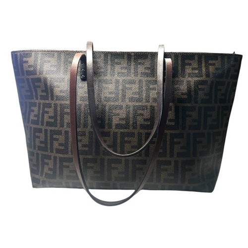 Borsa a tracolla FENDI media tela Zucca Spalmati tabacco linea pinguino righe Y2K