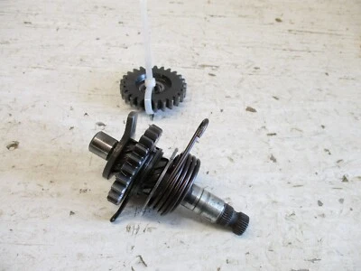 80 Yamaha YZ 50 usado eje de arranque y engranajes 3R0-15660-00-00 1980 Foto 1 de 4