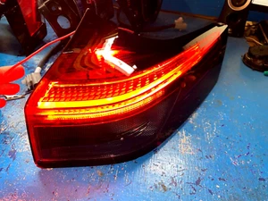 Genuine Nissan 21 22 23 24 Rogue right outer taillight 26550-6RR0B OEM M758 - Foto 1 di 7