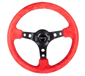 Rueda de dirección reforzada NRG® 350 mm 3" de gamuza roja profunda puntada negra con 3 radios negros - Imagen 1 de 3