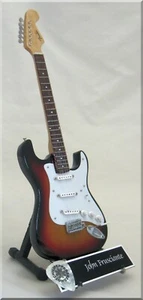 Guitarra Miniatura JOHN FRUSCIANTE Red Hot Chili Peppers con Selección de Guitarra - Imagen 1 de 2
