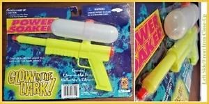 1997 Larami Power Soaker Glow In The Dark Super Soaker Mini Blaster NEW CARDED - Picture 1 of 11