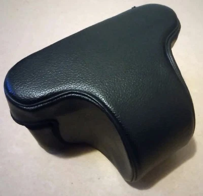 RARO VINTAGE - ESTUCHE CÁMARA OLYMPUS CUERO NEGRO OM 1/2 - MARAVILLOSO ESTADO Foto 1 de 4