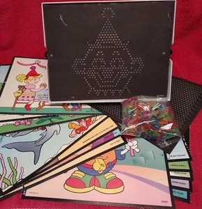 Vintage 1994 Lite-Brite, Heringe, Glühbirne, Bilderblätter & Box getestet & funktioniert - Bild 1 von 22