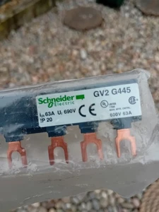 SCHNEIDER GV2 G445 ELEKTRISCHES SAMMELSCHIENENMODUL 63 AMP BRANDNEU ALTBESTAND - Bild 1 von 4