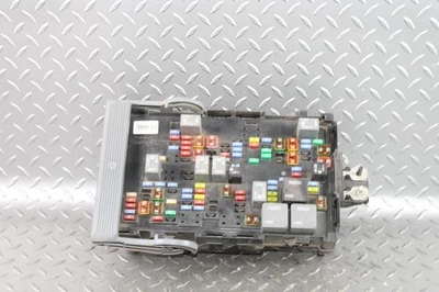 10-14 Yukon Electronic Motor Engine Fuse Relay Power Distribution Box Housing OE Foto 1 de 4