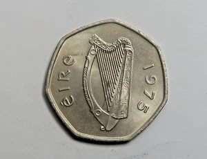 IRLANDA : CINQUANTA PENCE IRLANDESI 1975. UNC. SPEDIZIONE GRATUITA - Foto 1 di 2