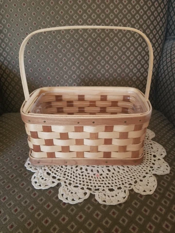 Longaberger 2006 Two-Pint Divider Basket~Two Toned weave Cover