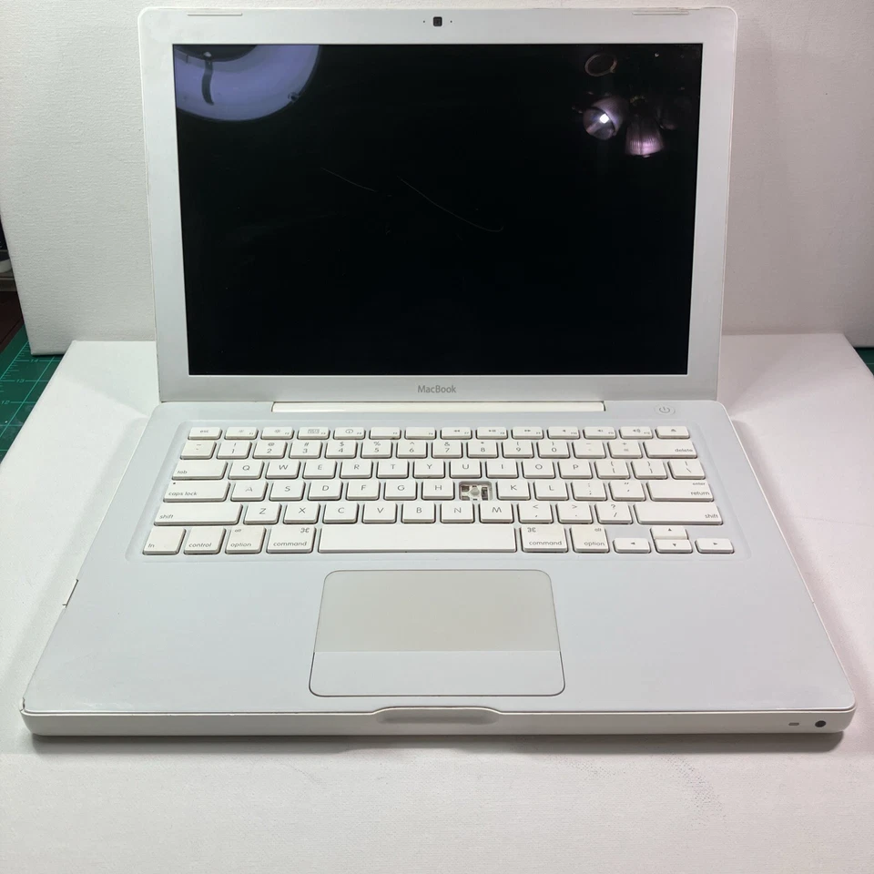 Apple MacBook  Model Number A1114 - Untested And For Parts Only - Image 1 of 4