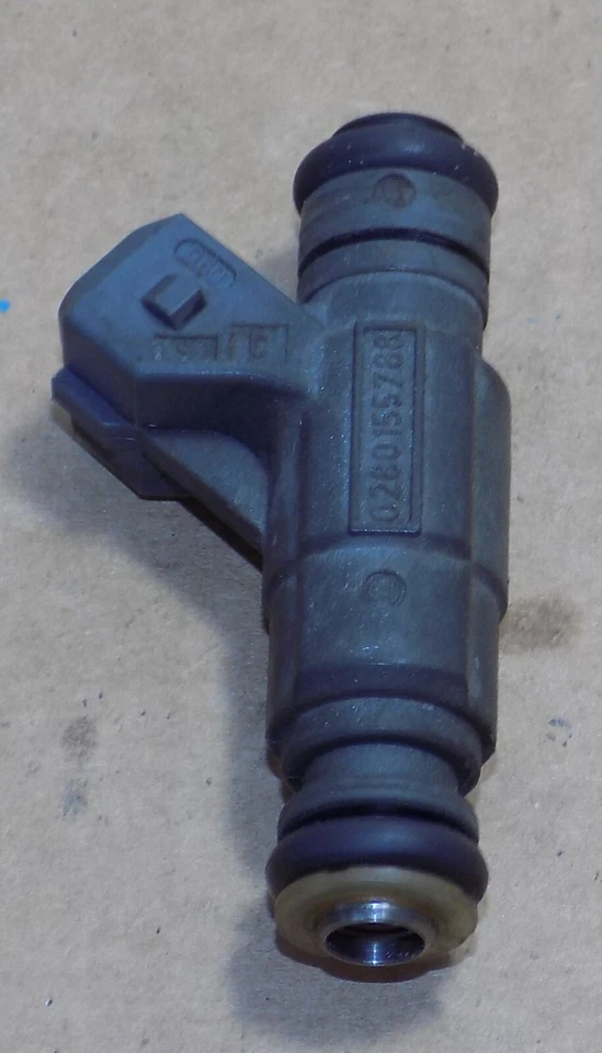 Corpo do acelerador de injeção de gasolina injetor de combustível Bosch BMW R1100S R1200C R1150 - Imagem 1 de 3