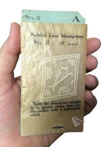 De colección Encaje Parisino Monograma “A” Red Encaje Apliques SIN USAR Nuevo Antiguo Stock Lote - Imagen 1 de 7