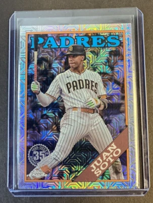 2023 Topps Update Juan Soto Silver Pack Mojo Refractor #T88CU-69 - Image 1 of 2