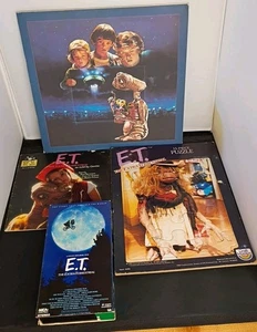 Vintage "E.T. Lotto "The ExtraTerrestrial" Inserto colonna sonora, libro, VHS e puzzle - Foto 1 di 17