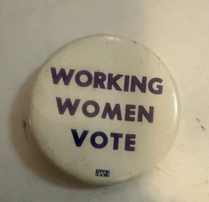 Vintage Button Working Women Vote UFCW Pin Badge - Picture 1 of 5