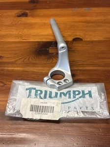 TRIUMPH 1999-2014 SPRINT ST RIGHT RH HANDLEBAR HANDLE BAR - New - Picture 1 of 18