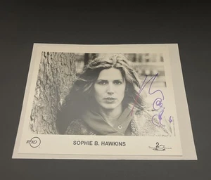 Sophie B. Hawkins: Hand Signed Celebrity Photograph 8 x 10 Inches / KSK - Picture 1 of 4