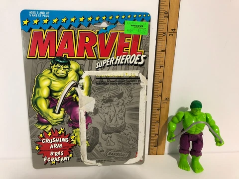 Marvel Super Heroes 1990: The Incredible Hulk  with Crushing Arm Action Cover