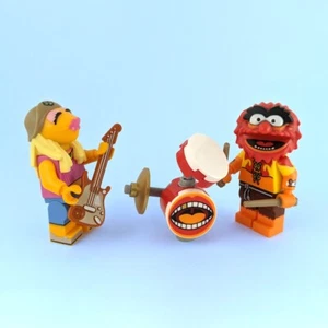 Lego The Muppets Minifigur Set: Electric Mayhem - Janice & Animal - Muppets Band - Bild 1 von 14