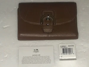 COACH LEATHER WALLET BROWN COMPACT CLUTCH SOHO LEATHER BUCKLE NOS NEW F45641 - Picture 1 of 10