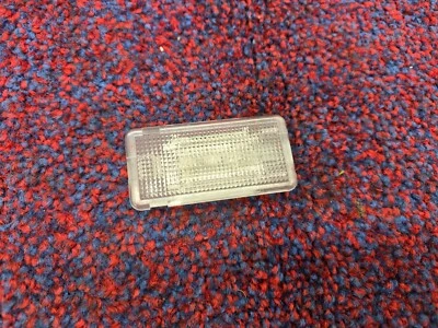 LÂMPADA DE CÚPULA INTERIOR FABRICANTE DE EQUIPAMENTO ORIGINAL BMW E60 E61 M5 2000-2012 - Imagem 1 de 2