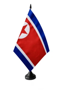 Bandera de mesa de poliéster de Corea del Norte - Imagen 1 de 2