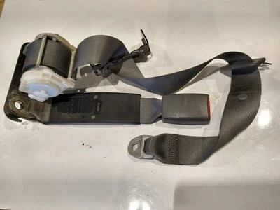 Cinturón de seguridad trasero segunda fila hebilla retractora D5 gris Dodge Ram cabina y media 1CG661D5AA Foto 1 de 4