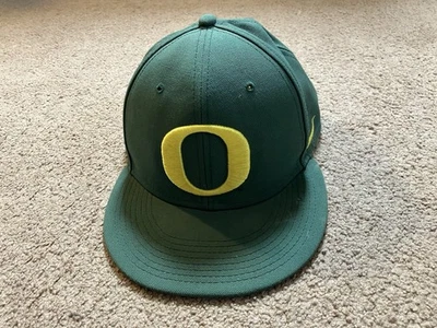 Nike Oregon Ducks One Size Hat Green - Image 1 of 4