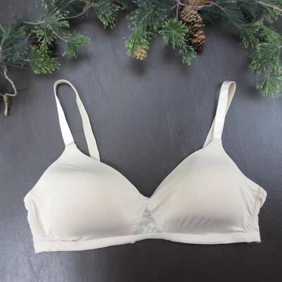 Sutiã Hanes tamanho XL bege acolchoado sem fio fecho ajustável atrás - Imagem 1 de 4