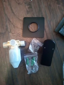 Bathtub Hot\cold Handle With Shower Valve - Picture 1 of 2
