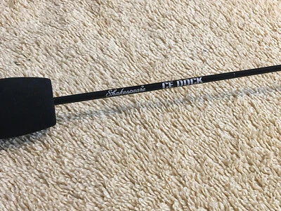 Fishing Rods- A NEW SHAKESPEARE 30" SPINNING DOCK ROD - Image 1 of 2