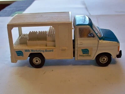 Corgi toys whizzwheels #405 Ford Transit Milk Float Van - Изображение 1 из 4