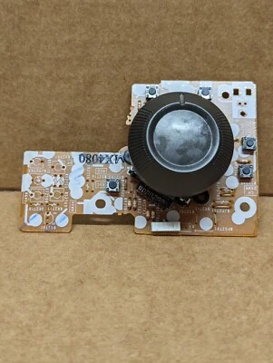 PLACA DE CIRCUITO DE CONTROLE PAINEL FRONTAL HITACHI VT-FX6080EM - Imagem 1 de 4