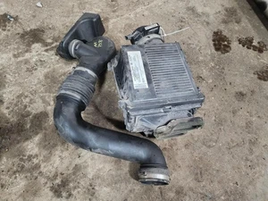 Used Air Cleaner Assembly fits: 2007 Chevrolet Silverado 1500 pickup w/o high ca - Bild 1 von 14