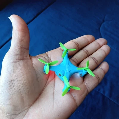 Altitude 2.4G 4CH 6-Axis LED Mini Drone Gyro Quadcopter Toy Aircraft w/Remote - Image 1 of 4