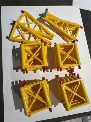 乐高长袍 (20) 64448。 (4)64449.黄色。  批量 24 件 脚手架 — 第 1/3 张图片