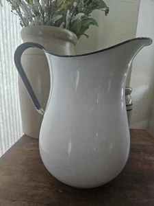 Antiker weißer Emaillegeschirr Krug dunkelblauer Griff & Rand 8" hoch - Bild 1 von 7