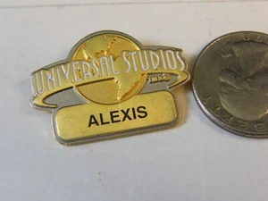 ETIQUETA DE NOMBRE DE UNIVERSAL STUDIOS ALEXIS PIN - Imagen 1 de 2