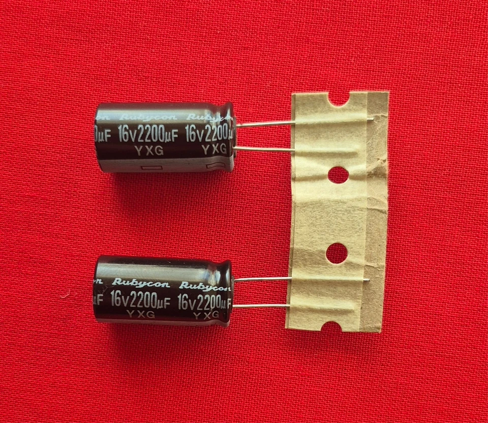 Rubycon 2200uF 16V gegurtet ELKO Kondensator Radial YXG Menge Wählbar 1-10 Stück - Bild 1 von 1