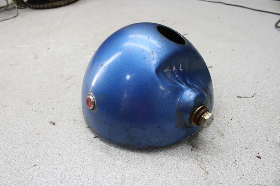 1970 Honda SL175 Motosport 175 HEADLIGHT CASE HOUSING BUCKET Q3-0964.GQ - Image 1 of 4
