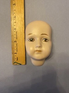 Porcelain Ceramic Flat Doll Head Be Adelaide Lloyd 3.75 Inches - Picture 1 of 9