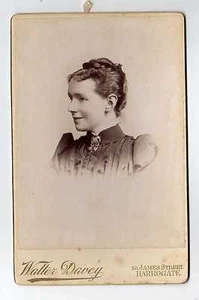 (La2053-403) Victorian Real Cabinet Photo of Young Lady, W Davey, HARROGATE VG+ - Picture 1 of 1