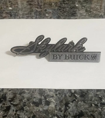 Vintage 1970-1971 Buick Skylark Emblem OEM 1237419 - Image 1 of 4