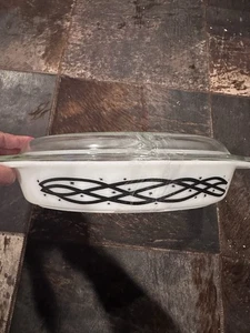 Vintage 1970’s Pyrex Divided Dish - Picture 1 of 4