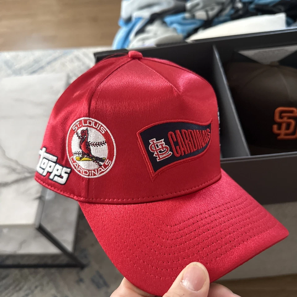 Tapas Player Chase 2025 x Topps x Mitchell&Ness St Louis Cardinals Lou Brock  Foto 1 de 3