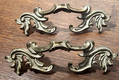 Vintage Drawer Pull French Provincial 3-1/2" Centers 5" Wide Bronze w Screws - Image 1 of 4